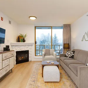 https://renovated-suite-at-cascade-lodge-in-village-unit-432.hotels-of-whistler.com