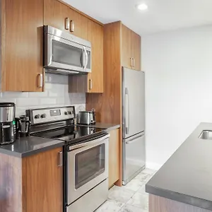 https://studio-next-2lifts-w-free-parking.hotels-of-whistler.com