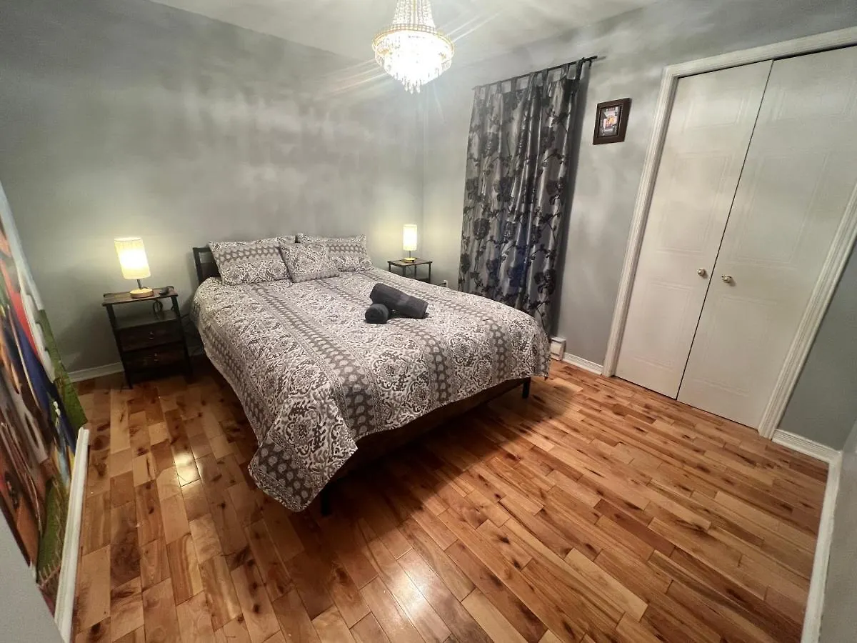Amazing 4-Bedrooms Montréal