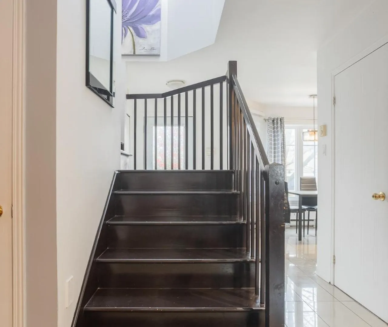 Amazing 4-Bedrooms Montréal Canada